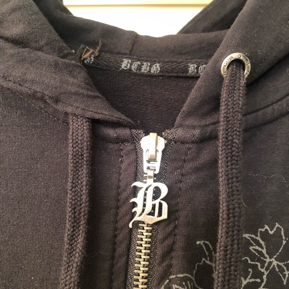 BCBG embroidered hoodie - Picture 3 of 8